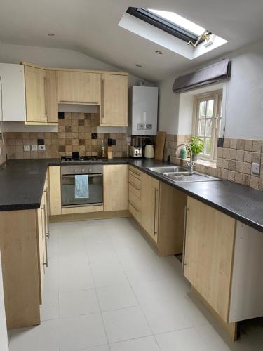 Køkken eller tekøkken på Bridge Cottage