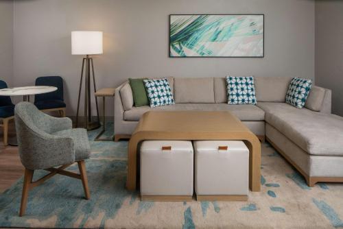 Hilton Garden Inn Orlando Airport Image