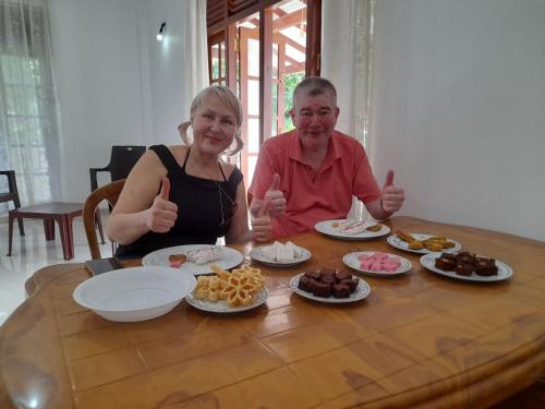 Makanan di atau berdekatan apartmen