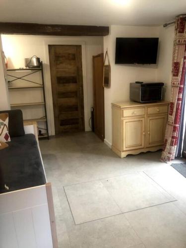 La Grangette Apartment B Great Location
