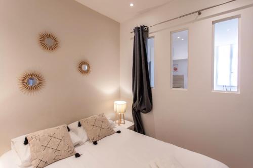 En eller flere senge i et værelse på C11 - 1 BDR Rue Meynadier 5min Palais Festivals & Sea - AC