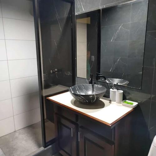 Un baño de Cabinas la Antorcha