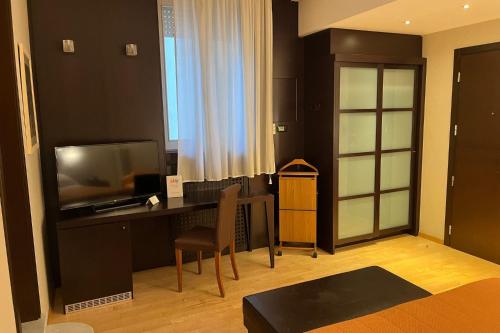 TV a/nebo společenská místnost v ubytování Hotel delle Rose Terme & WellnesSpa