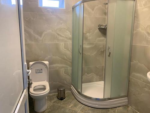 Koupelna v ubytování Apartments Firuze