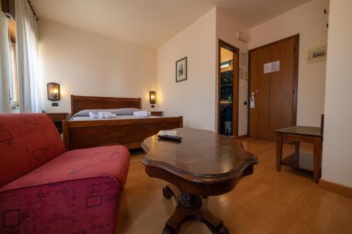 Cama o camas de una habitación en Hotel Siros