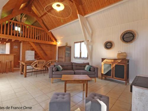 Galeriebild der Unterkunft Chalet bois tout confort, nature et calme - FR-1-497-213 in Chaumont