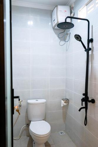 Koupelna v ubytování Adhi Homestay