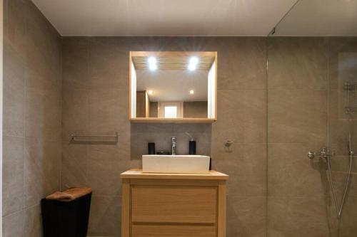 Stunning Acropolis view modern design house 2BD
