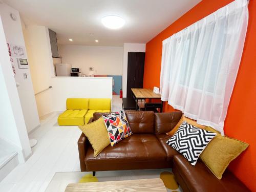 Good access 3LDK 15 people! Spacious room