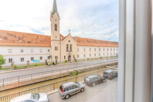 Hakuna Cozy-Living city Center - free parking