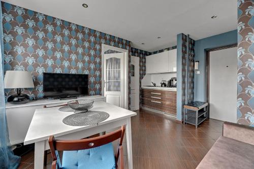 Mazurska Seaside Suites by Downtown Apartments