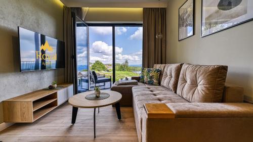 Khu vực ghế ngồi tại Orlik VIP Residence by Royal Aparts - apartamenty z widokiem na Śnieżkę, blisko wyciągu i Wang