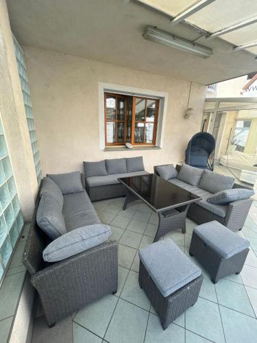 Χώρος καθιστικού στο 4-Bedroom House & Large Garden