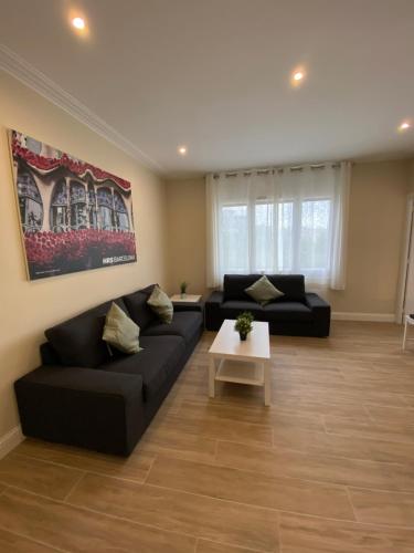 RIUS33 - Huge & Spacious Apartment in Montjuic