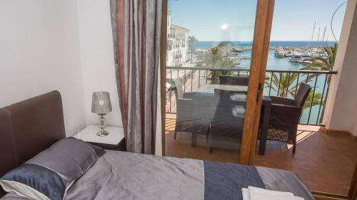 Marina Apartments, 638