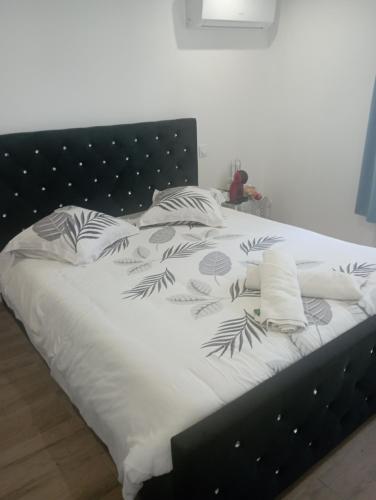 Chambre delking-size & piscine & Spa & Plage