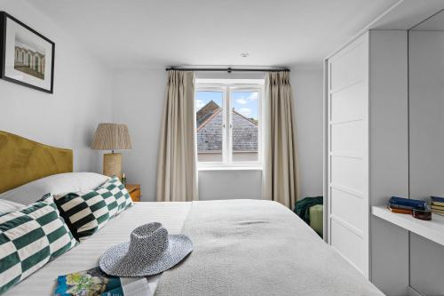 Giường trong phòng chung tại Dart Marina - Luxury apartment on Marina