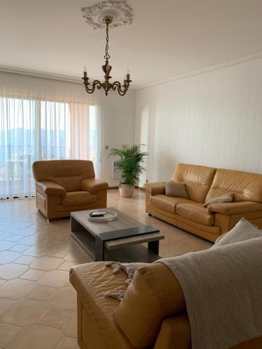 Χώρος καθιστικού στο Appartement spacieux avec vue mer