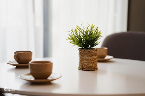 ネア・マクリにあるPhevos & Athena Luxury Suite With View In Nea Makriのギャラリーの写真