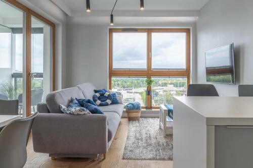 Waveside Apartment - With a Sea View