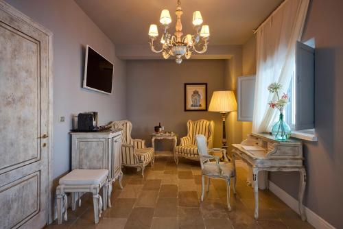 Μια τηλεόραση ή/και κέντρο ψυχαγωγίας στο La Locanda Del Carrubo
