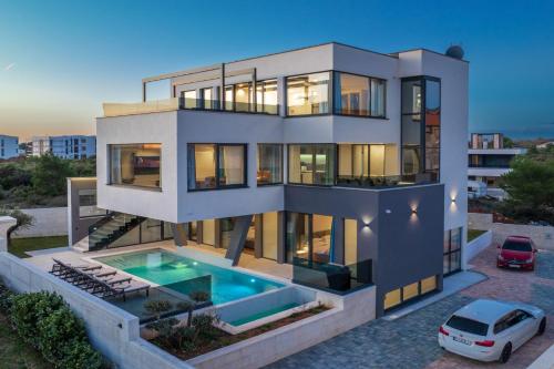 Luxus Villa Nerra in Medulin mit Meerblick