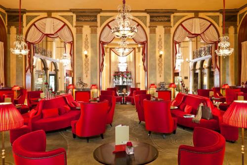 Χώρος καθιστικού στο Hôtel Barrière Le Royal Deauville