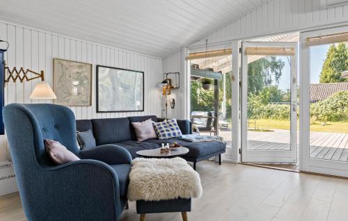 Zona de estar de 2 Bedroom Cozy Home In Sydals