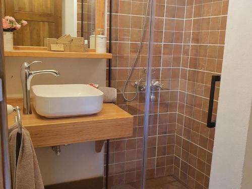 Koupelna v ubytování Calero I - Casas Rurales Los Calero