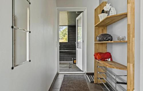 Dapur atau dapur kecil di Beautiful Home In Aabenraa