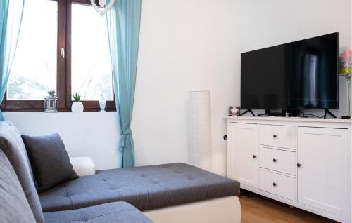Beautiful Home In Pag