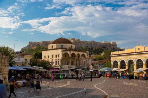 Athens Plaka Nicks Retro Flat