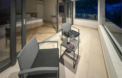 Χώρος καθιστικού στο Gorgeous Home In Dubravka