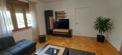 Apartman Lama