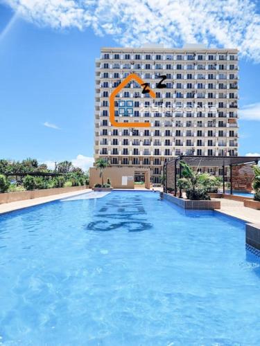 Πισίνα στο ή κοντά στο Condo near Mactan Airport Cebu