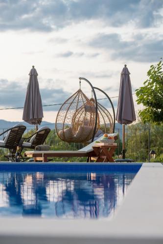Der Swimmingpool an oder in der Nähe von Case del Tramonto