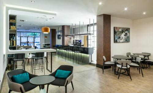 Hotel Ilunion Bilbao Image