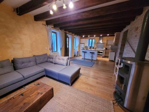 Les Jyrondelles Prisse Family House