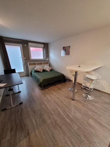 Photo de la galerie de l'établissement The Loge Mcon, à Mâcon