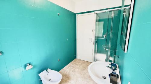 Ένα μπάνιο στο SambaSS Apartment