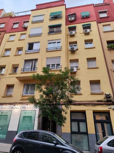 Atocha Smart Studio Madrid EsParent Host