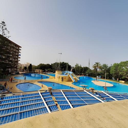 Estudio Minerva piscina by MO