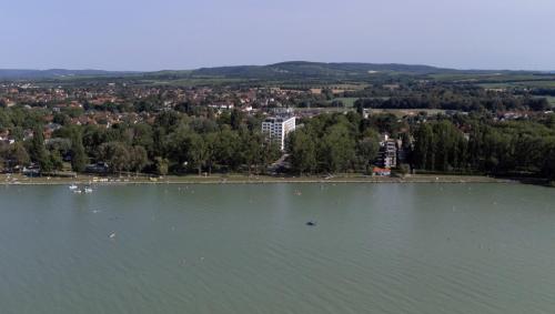 Lelle Hotel 8638 Balatonlelle, 12 Honvéd utca kép - 3