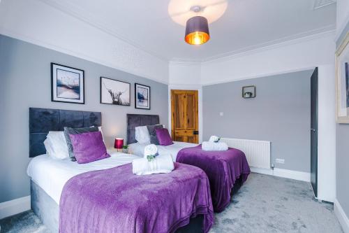 NEW! 3-Bed Spacious Home in Manchester by 53 Degrees Property, Ideal for Groups, FREE Parking! photo 35