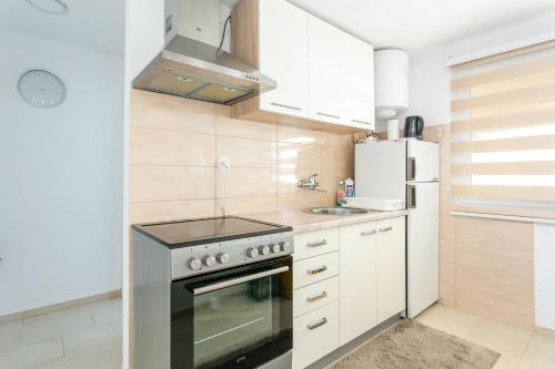 Apartments by the sea Mastrinka, Ciovo - 22956