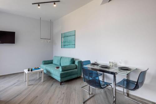 Central Athens Resort 2