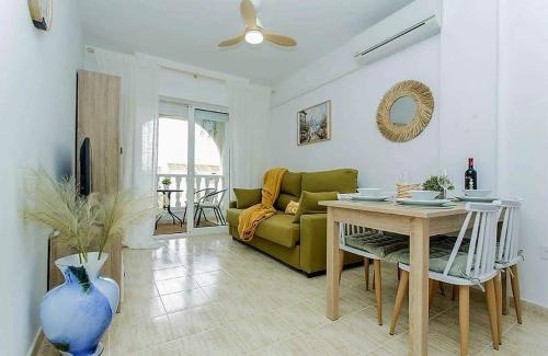 Apartamento Migos 350m from the sea, Playa del Acequión,