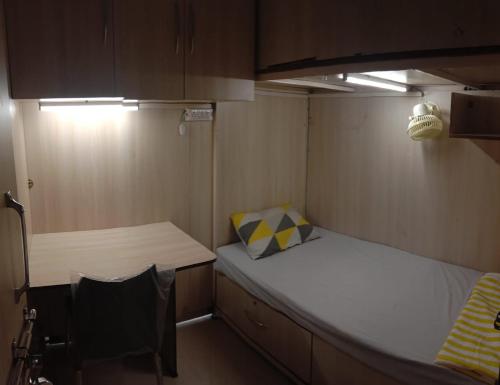 Fotografie z fotogalerie ubytování Abuzz Oxfordcaps ShahpurJaat Delhi - For Females Only v Novém Dillí