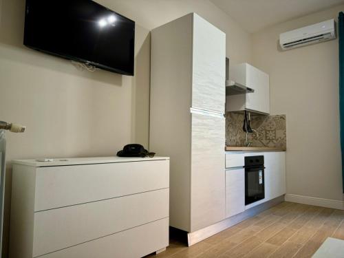 Premium One-Bedroom Apartment plus sofa bed, Near Vatican - newly renovated photo 13