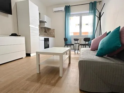 Premium One-Bedroom Apartment plus sofa bed, Near Vatican - newly renovated photo 1